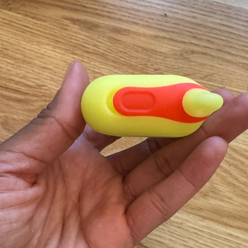 Neon Silicone Apple AirPod 4 Case ✨ - Picture 4 of 5